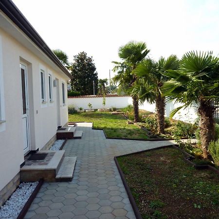 Palme Villa Poreč Eksteriør billede